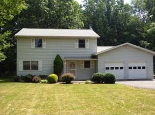 71 Tobey Rd, Apalachin, NY 13732