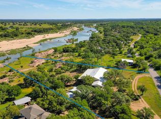 501 Scott Dr, Llano, TX 78643