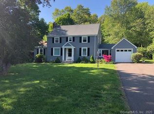 35 Lake St, Manchester, CT 06042