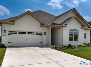 202 Mayflower Dr, Harvest, AL 35749