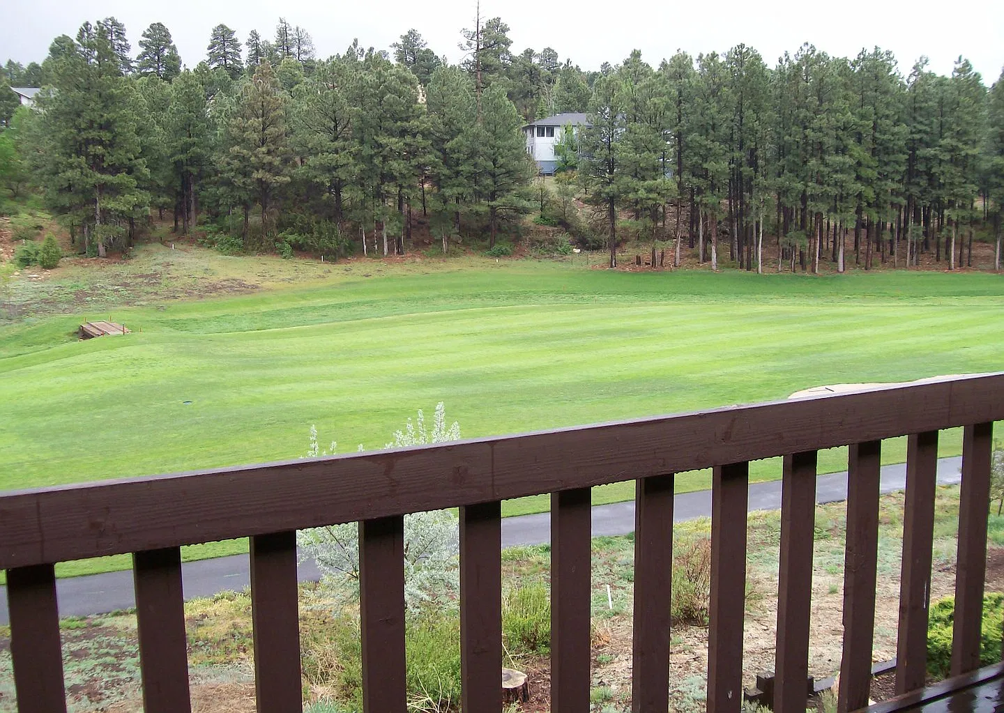 Country Club Townhouse — Photo 4