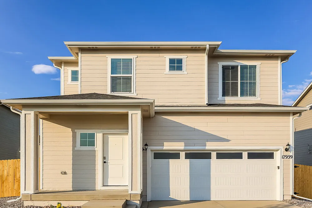 3 bed, 2.5 bath, 1660 sqft, $2,980 — Photo 1