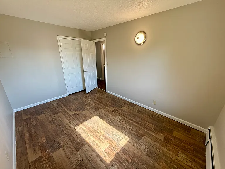 966 S Blaine Ave #1 — Photo 8