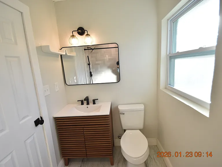 3606 1/2 River Grove Dr — Photo 22