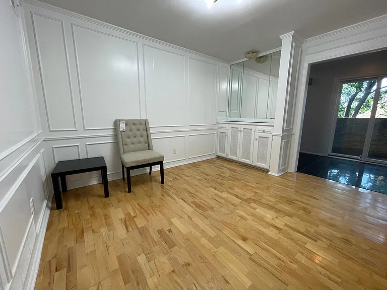 6259 Rosewood St — Photo 12