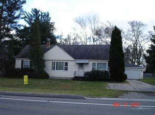 1311 Hendrick Rd, Muskegon, MI 49441