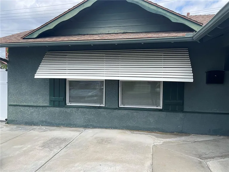 2240 Electra Ave — Photo 2