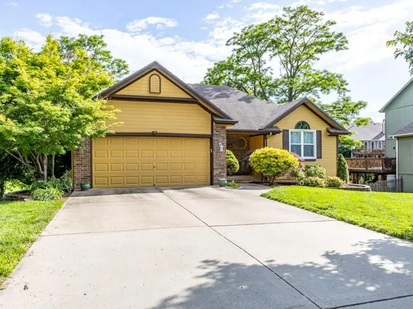 8915 NE 109th Ter, Kansas City, MO 64157