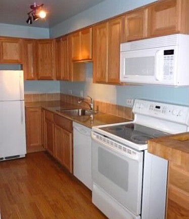 2nd image of 1366 N Garfield St APT 310