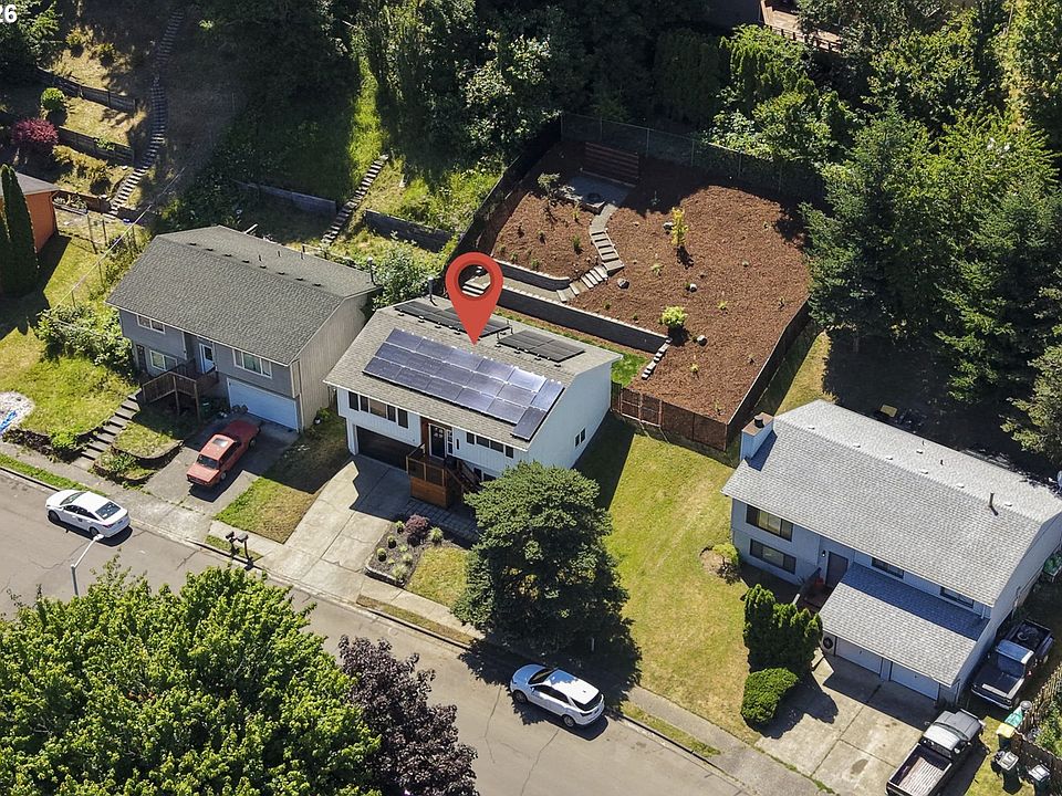 1st image of 1225 SE Chapman Ave