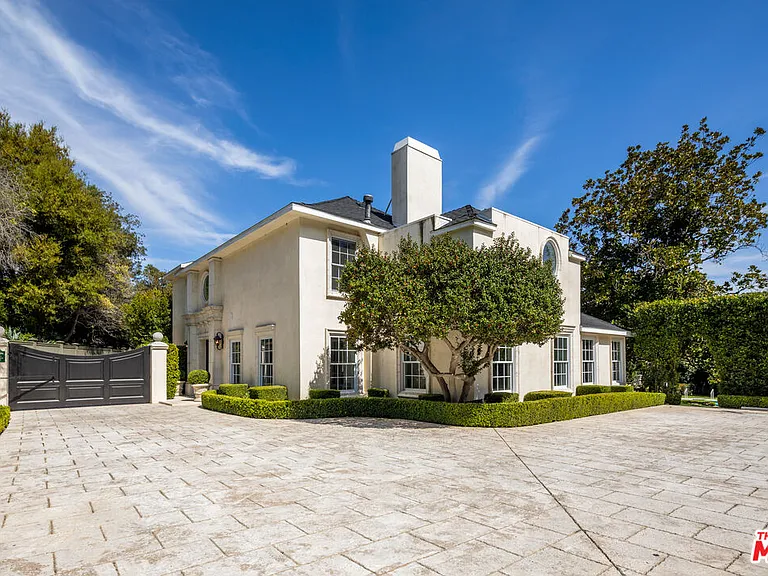 10914 Bellagio Rd — Photo 18