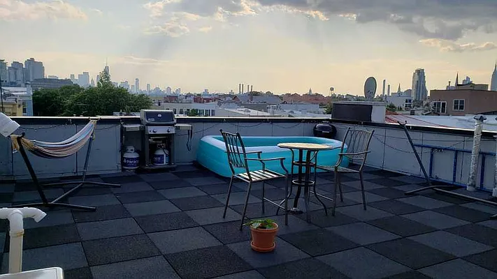 Rented by Nooklyn NYC LLC | media 11