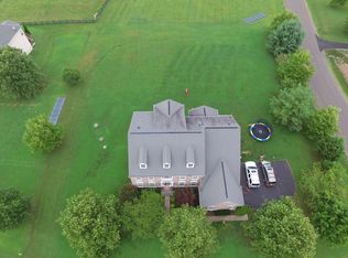 5546 Angus Hill Dr, Warrenton, VA