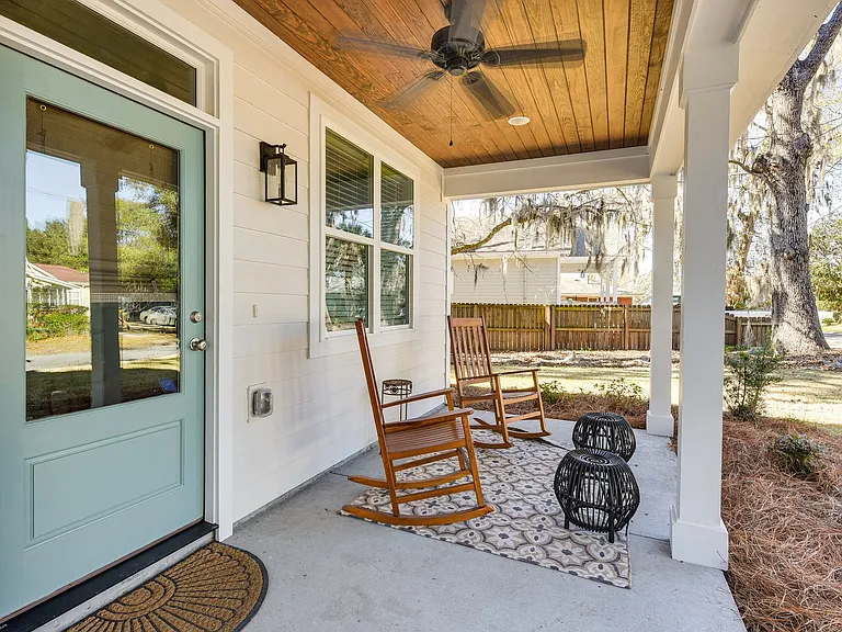 3105 Harris St — Photo 1