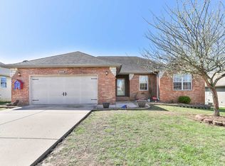 2720 W Garton Rd, Ozark, MO 65721