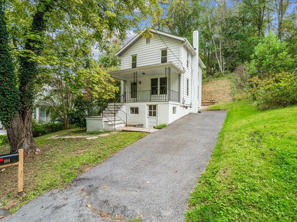 104 Greenwood St