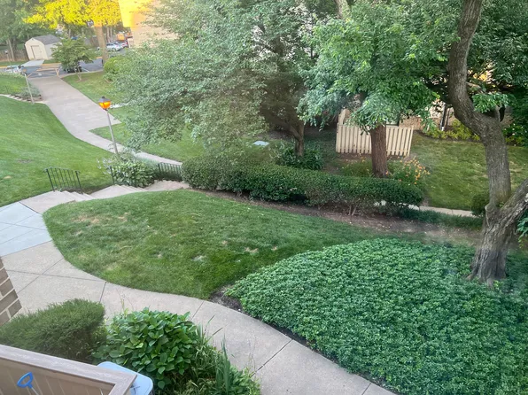 2518 Glengyle Dr, Vienna, VA 22181