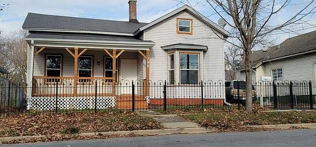 1st image of 786 E Galena Blvd