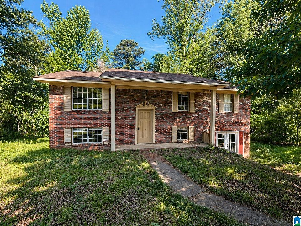 1st image of 3008 Tall Tree Ln