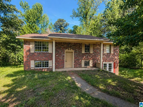 3008 Tall Tree Ln, Adamsville, AL 35005