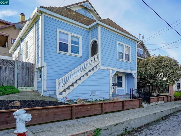 705 Winslow St, Crockett, CA 94525