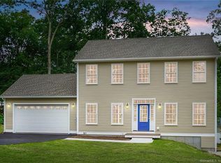 159 Spicer Hill Rd, Ledyard, CT 06339