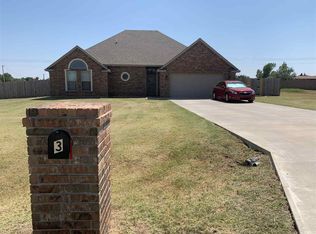 3 Mountain Ridge Ln, Lawton, OK 73507