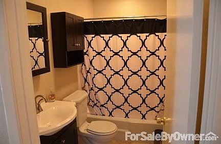4th image of 4504 Bilboa Dr