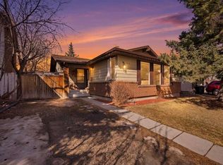 107 SE Wood Oak Way SW, Calgary, AB T2W3R3