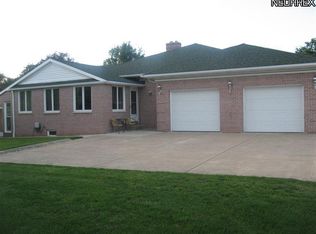 1411 Radcliff Ave NW, Massillon, OH 44646