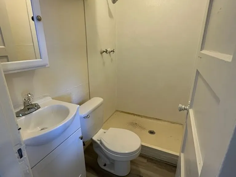 535 Walker Ave — Photo 4