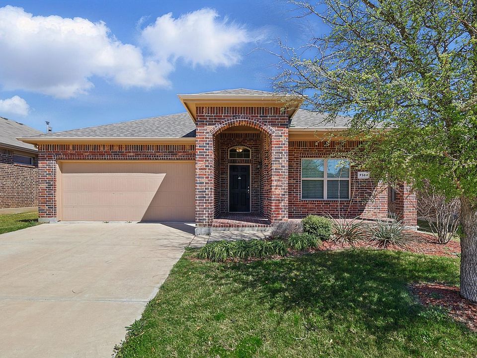 1st image of 2501 Clay Creek Ln