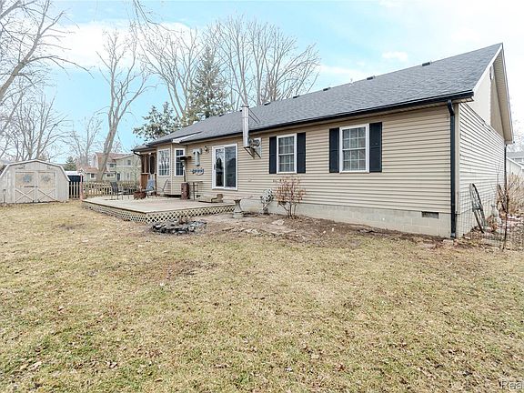 3rd image of 4587 N 5th St