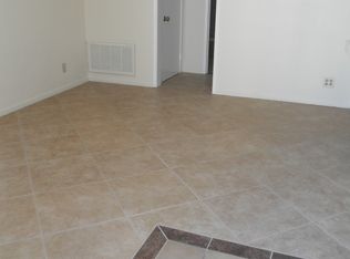 1526 Bay View Ave APT 5, Wilmington, CA 90744