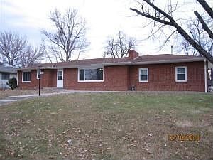 1st image of 3301 Mueller Ln