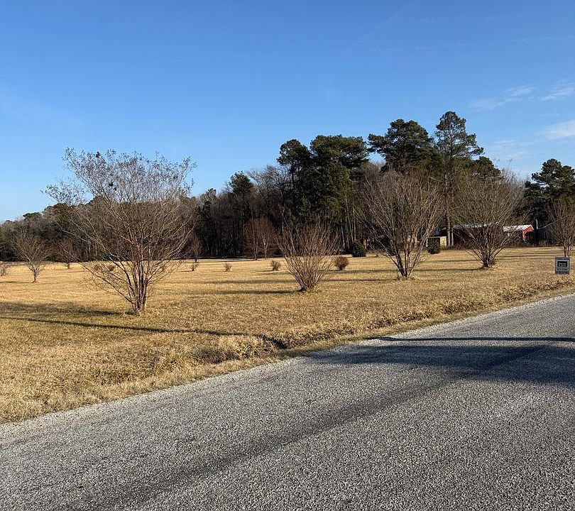 2nd image of 3882 Burrsville Rd