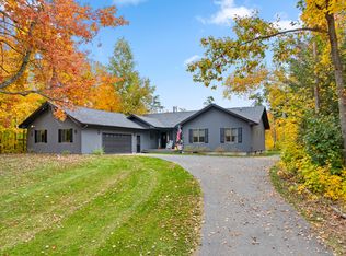 914 Woodcrest Dr, Gaylord, MI 49735