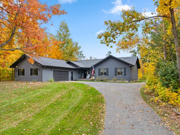 914 Woodcrest Dr, Gaylord, MI 49735