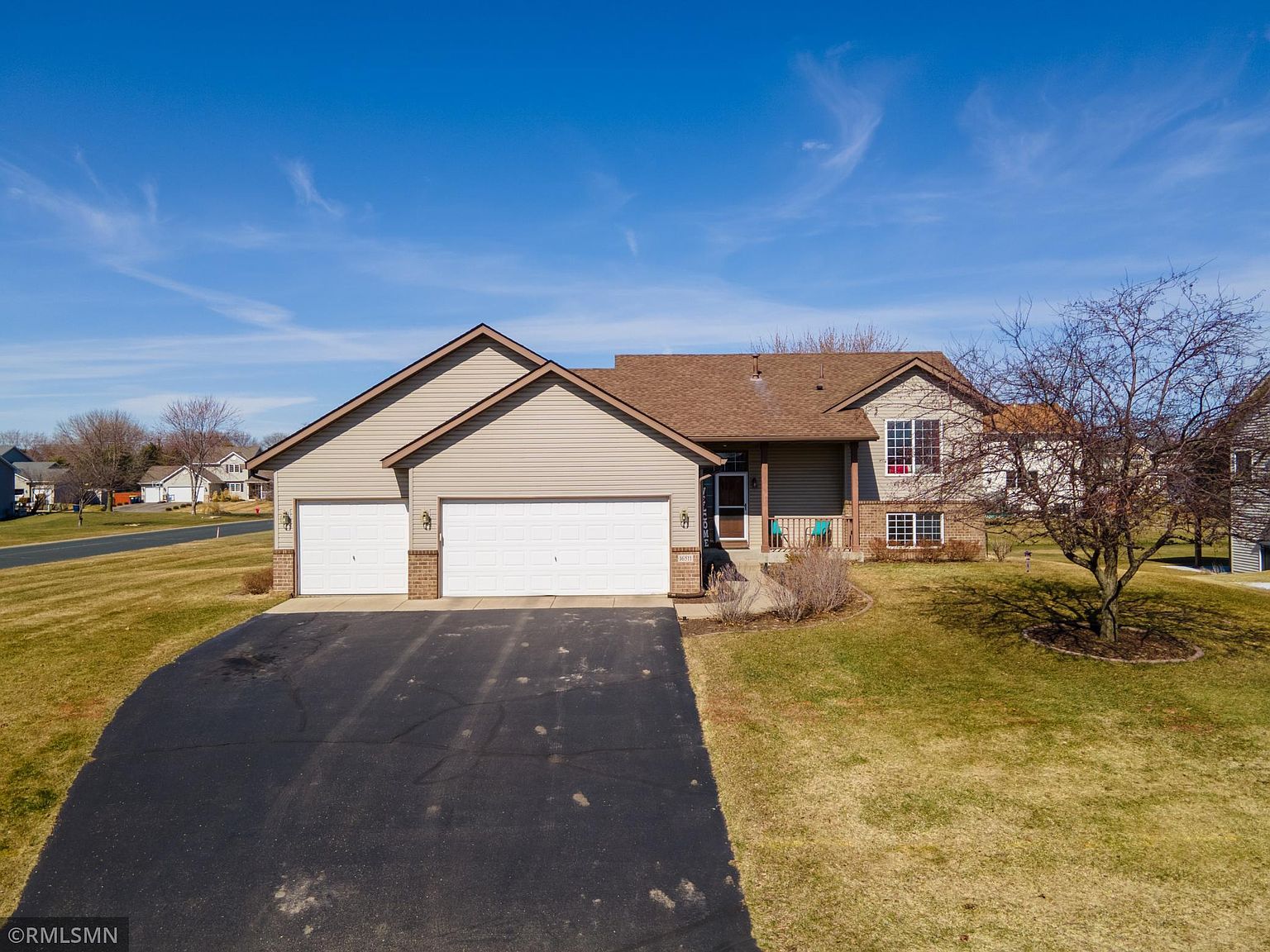 16361 Fantasia Ave, Lakeville, MN 55068 - MLS 6385515 - Coldwell