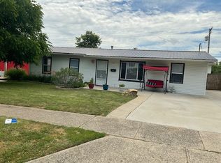 1649 Dale Ridge Rd, New Carlisle, OH 45344