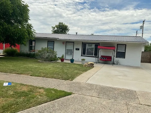 1649 Dale Ridge Rd, New Carlisle, OH 45344