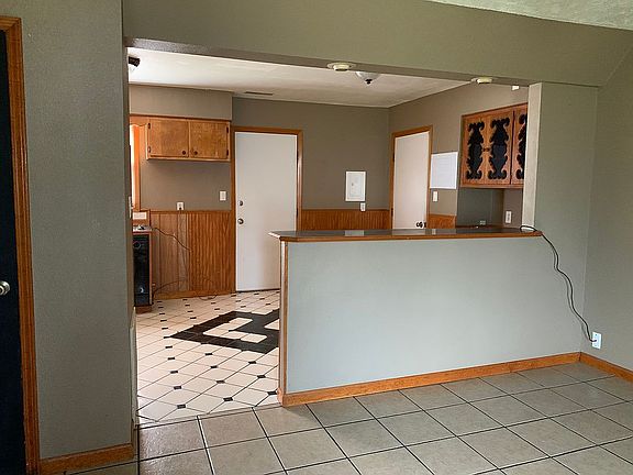2nd image of 1533 Eastland Dr