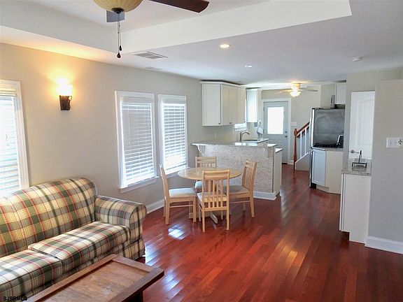 4th image of 708 North St Floor 2