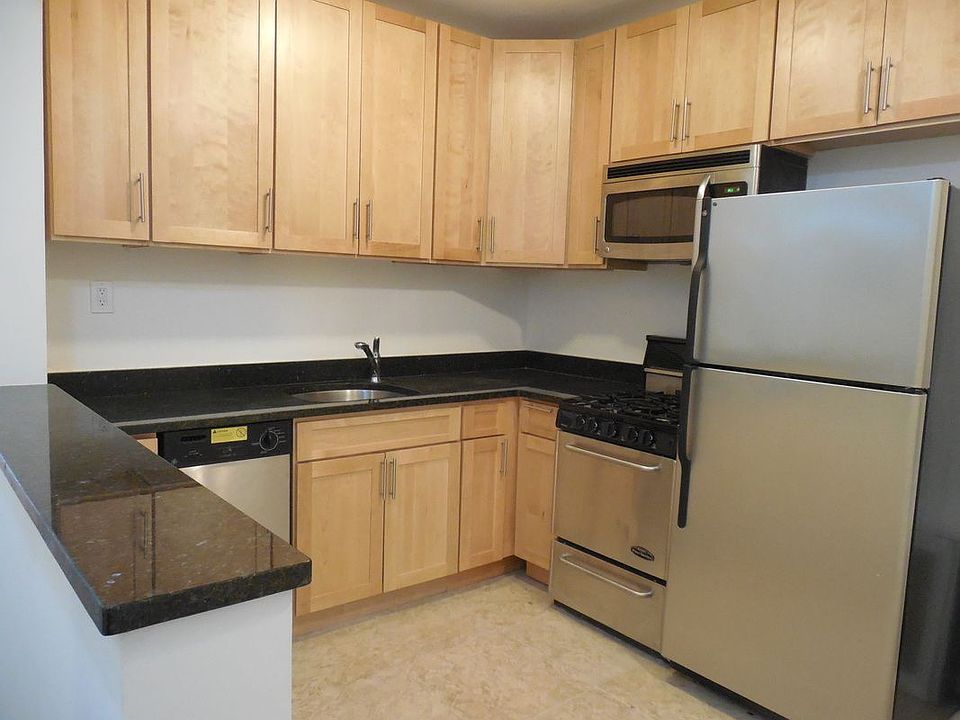 1st image of 428 E 83rd St APT 4r