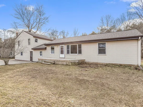 70 20th St, Otsego, MI 49078