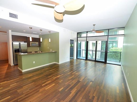 3rd image of 400 4th Ave S APT 208