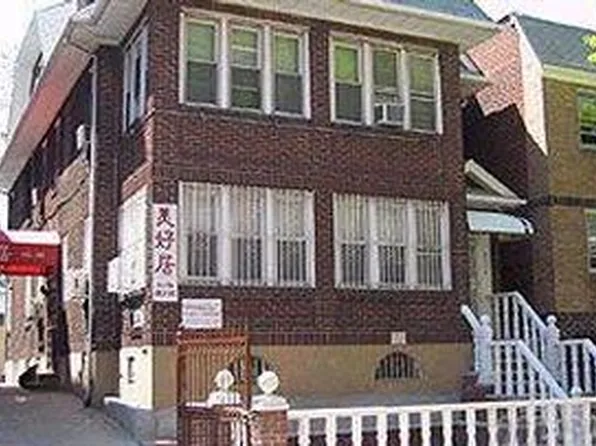 4036 77th St, Elmhurst, NY 11373