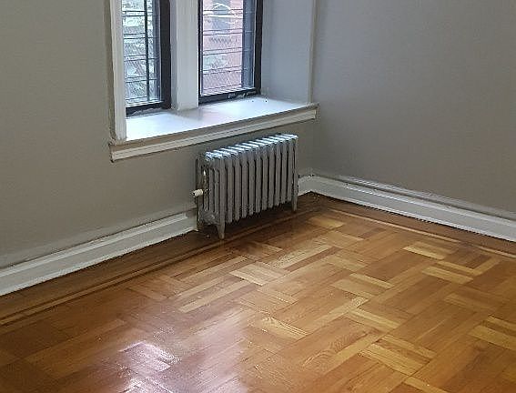 5th image of 221 Linden Blvd APT B2