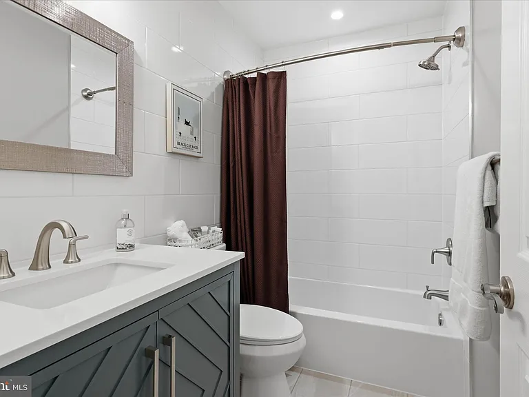 408 Huntfield Ct NE — Photo 25