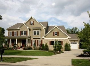 1478 Country Lake Estates Dr, Chesterfield, MO 63005